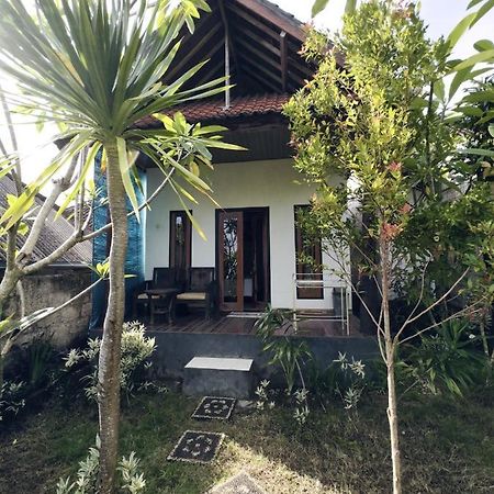 The Banana House 호텔 Sakti 외부 사진